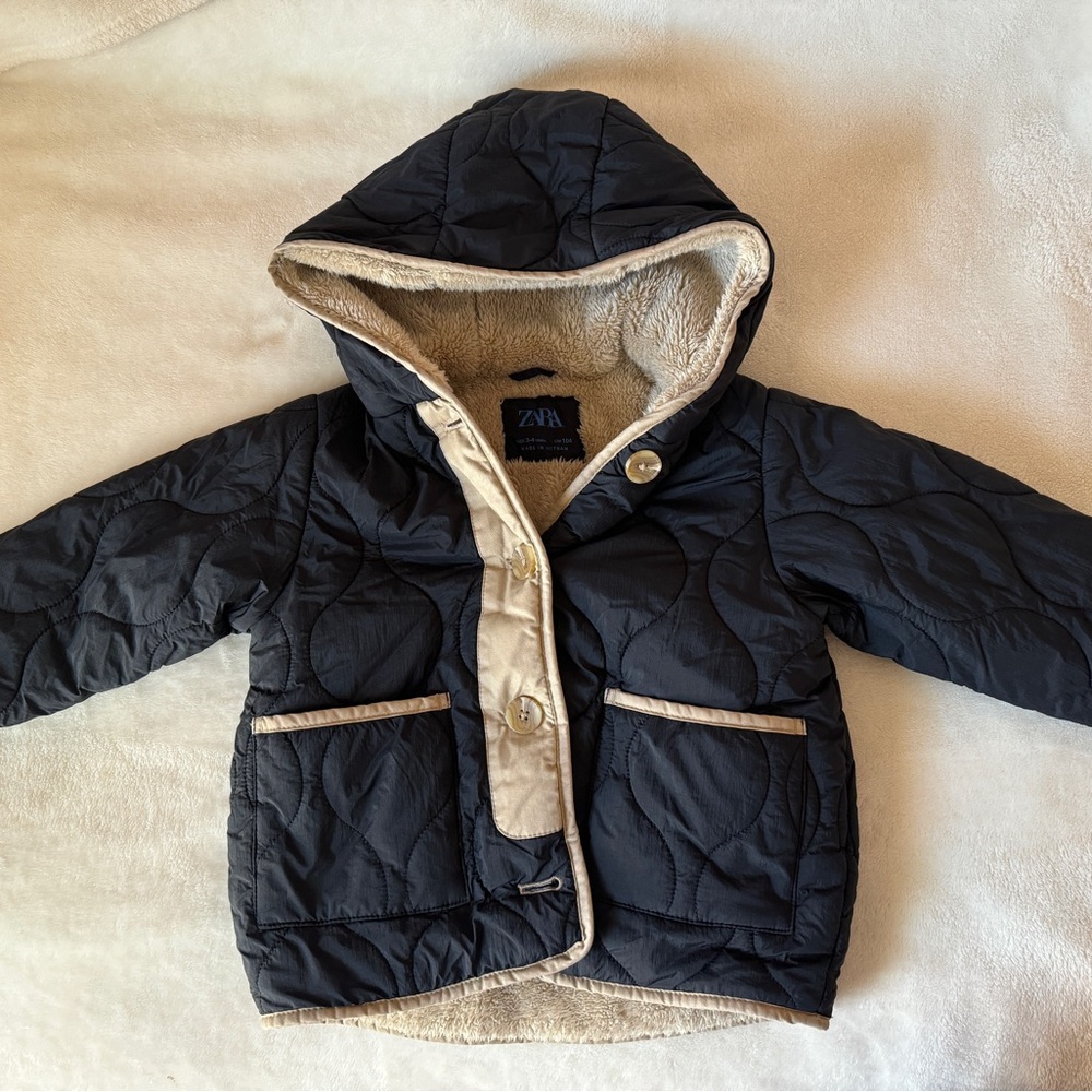 Zara Girls Black Padded Fleece Jacket Size 3-4